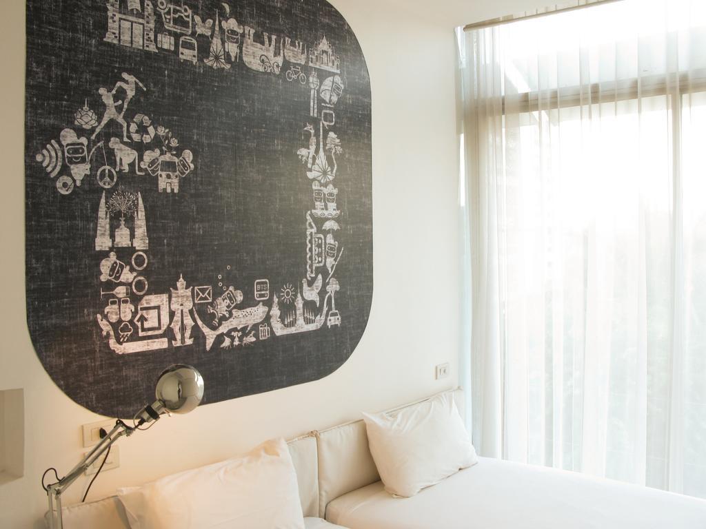 Refillnow! Hostel Bangkok Dış mekan fotoğraf